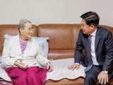 백세 어르신 얼굴 활짝... 마포구 '장수축하금' 개시