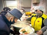  다이소, 취약계층 위한 설맞이 무료 배식 봉사
