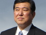 일본, 전 국민에 최대 10만엔 현금 지급 검토