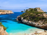 Smoking is banned on the beaches of Mallorca and Ibiza